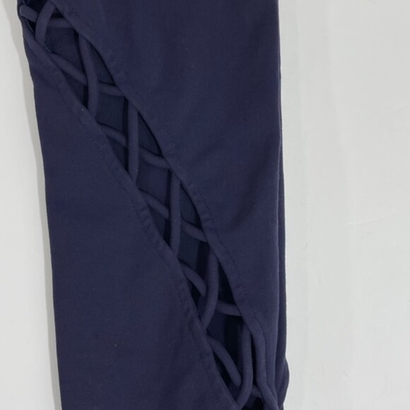 Alo Yoga Entwine Leggings‎ Size XS Rich Navy Blue Cut Out Mid Rise Athletic - Picture 7 of 8